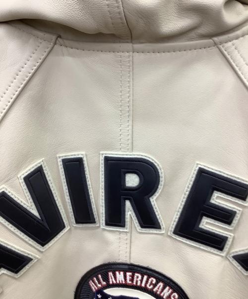 AVIREX（アヴィレックス）AVIREX (アヴィレックス) AVIREX　ライトシネチャーバーシティジャケット　レザージャケット アイボリー サイズ:Sの古着・服飾アイテム