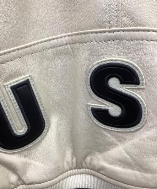 AVIREX（アヴィレックス）AVIREX (アヴィレックス) AVIREX　ライトシネチャーバーシティジャケット　レザージャケット アイボリー サイズ:Sの古着・服飾アイテム