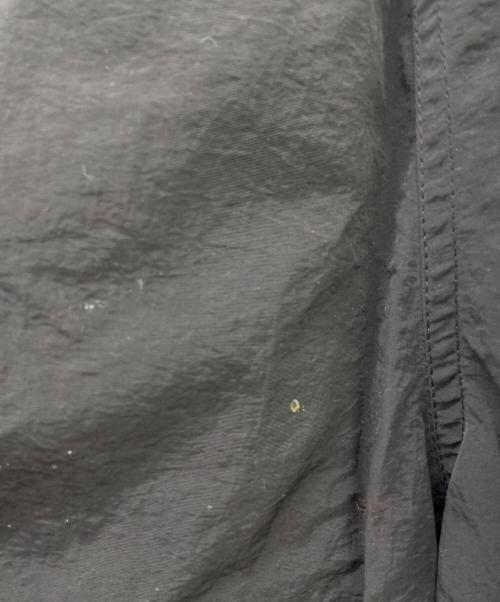 FUBU（フブ）FUBU (フブ) ナイロンパンツ レッド×ブラック サイズ:ｌの古着・服飾アイテム