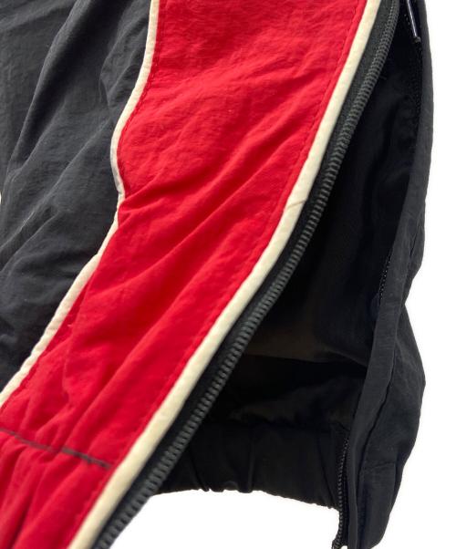 FUBU（フブ）FUBU (フブ) ナイロンパンツ レッド×ブラック サイズ:ｌの古着・服飾アイテム