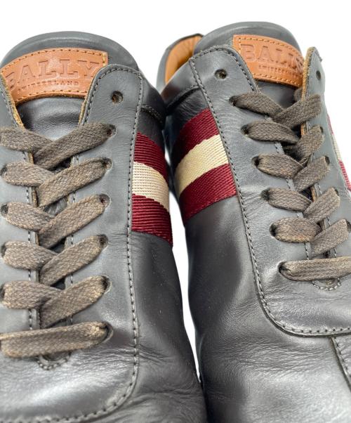 BALLY（バリー）BALLY (バリー) BALLY  FRENZ-NU-RA   レザースニーカー ブラウン×レッド サイズ:10 1/2の古着・服飾アイテム