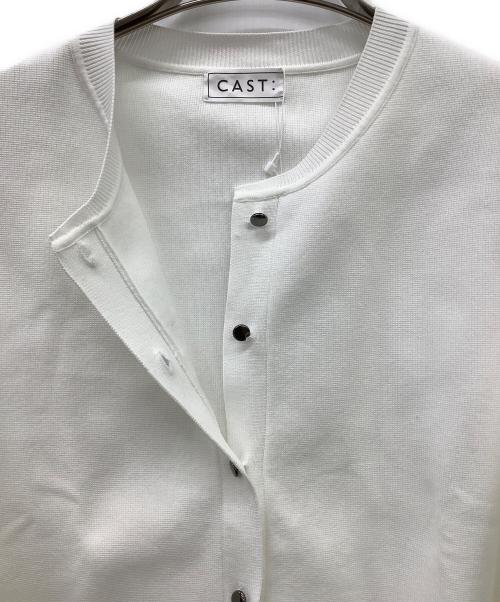 CAST:（キャスト）CAST： (キャスト) 厚手カーディガン ホワイト サイズ:M 未使用品の古着・服飾アイテム