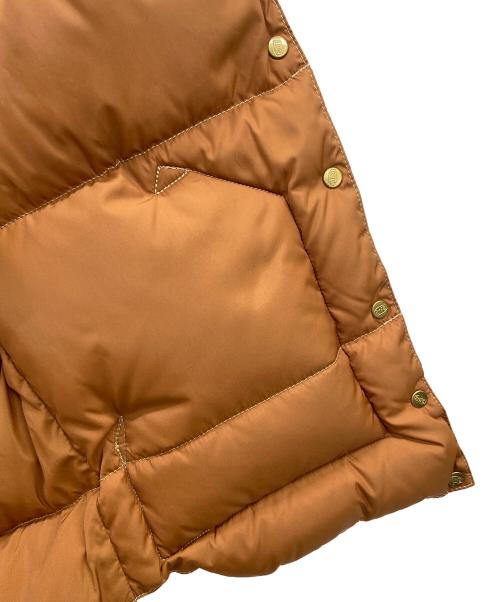 RockyMountainFeatherBed（ロッキーマウンテンフェザーベッド）RockyMountainFeatherBed (ロッキーマウンテンフェザーベッド) ダウンベスト ベージュ サイズ:7/8の古着・服飾アイテム