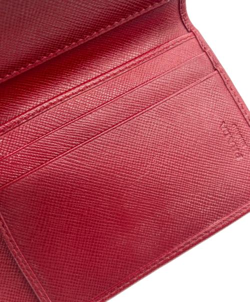 PRADA（プラダ）PRADA (プラダ) PRADA 　3つ折り財布 レッドの古着・服飾アイテム