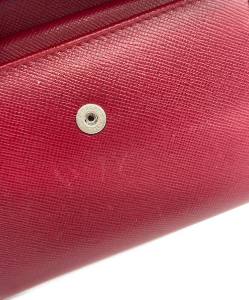 PRADA（プラダ）PRADA (プラダ) PRADA 　3つ折り財布 レッドの古着・服飾アイテム