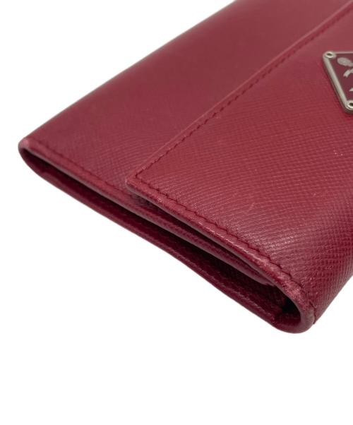 PRADA（プラダ）PRADA (プラダ) PRADA 　3つ折り財布 レッドの古着・服飾アイテム