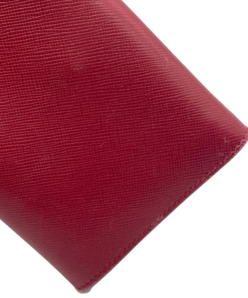 PRADA（プラダ）PRADA (プラダ) PRADA 　3つ折り財布 レッドの古着・服飾アイテム