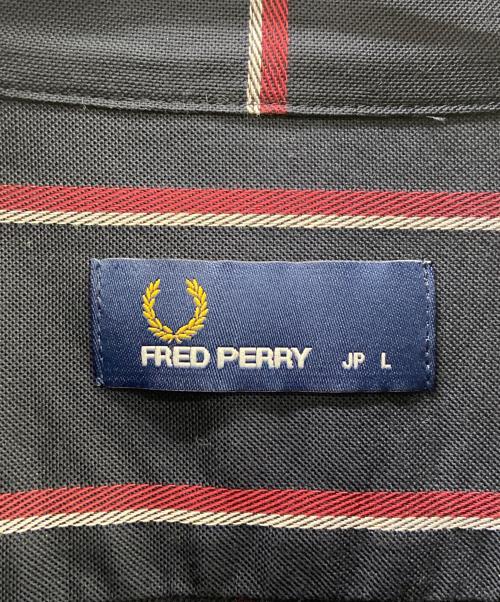 FRED PERRY（フレッドペリー）FRED PERRY (フレッドペリー) ハリントンジャケット ネイビー×レッド サイズ:L 未使用品の古着・服飾アイテム