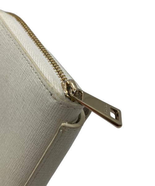 FURLA（フルラ）FURLA (フルラ) ショルダーウォレット ホワイトの古着・服飾アイテム