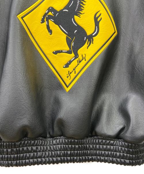 A FEW GOOD KIDS（アフューグッドキッズ）A FEW GOOD KIDS (アフューグッドキッズ) スタジャン ブラック×イエロー サイズ:Sの古着・服飾アイテム