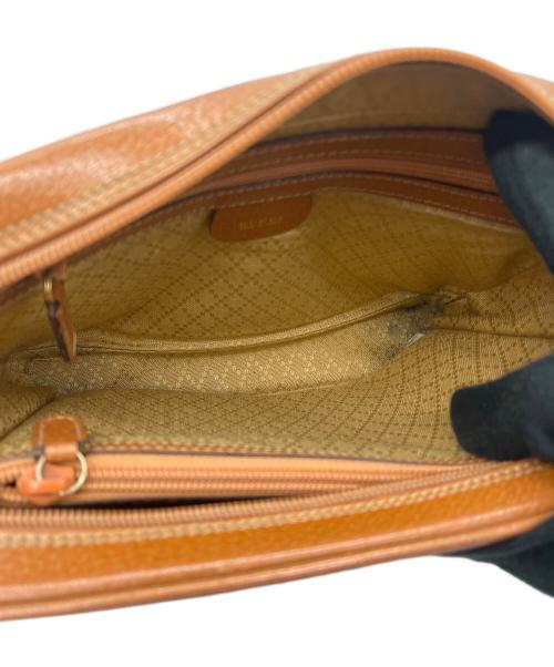 GUCCI（グッチ）GUCCI (グッチ) クラッチバッグ ブラウンの古着・服飾アイテム