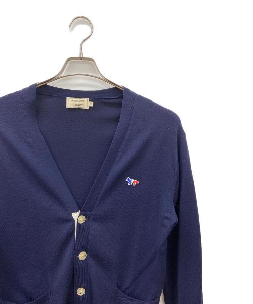 maison kitsune（メゾンキツネ）MAISON KITSUNE (メゾンキツネ) 薄手カーディガン ネイビー×レッド サイズ:XSの古着・服飾アイテム