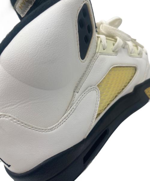 NIKE（ナイキ）NIKE (ナイキ) ハイカットスニーカー ホワイト×ゴールド サイズ:28の古着・服飾アイテム