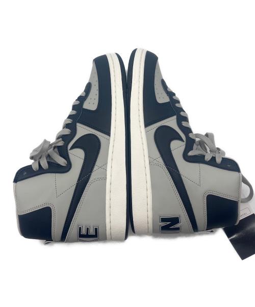 NIKE（ナイキ）NIKE (ナイキ) ハイカットスニーカー グレー×ネイビー サイズ:27.5の古着・服飾アイテム