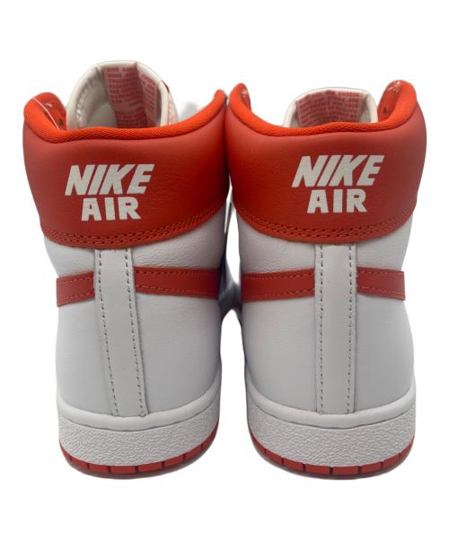 NIKE（ナイキ）NIKE (ナイキ) ハイカットスニーカー ホワイト×オレンジ サイズ:27.5 未使用品の古着・服飾アイテム
