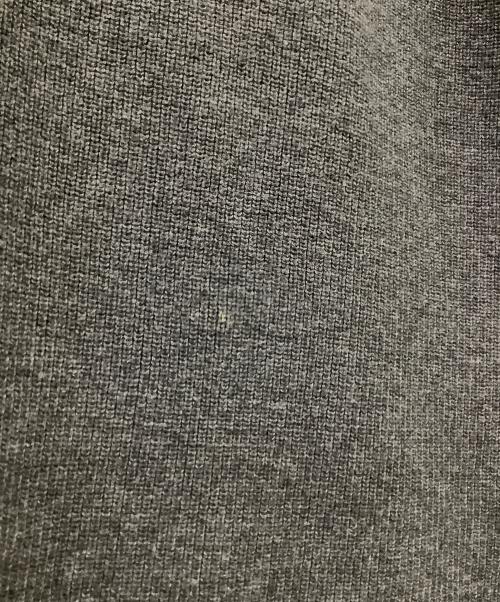 kurashi&trips publishing（クラシアンドトリップス パブリッシング）KURASHI&Trips PUBLISHING (クラシアンドトリップス パブリッシング) バックリボンニットベスト グレー サイズ:FREEの古着・服飾アイテム