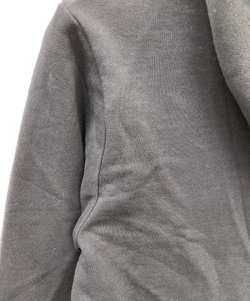 ARMANI EXCHANGE（アルマーニ エクスチェンジ）ARMANI EXCHANGE (アルマーニ エクスチェンジ) プルオーバーパーカー ホワイト×ネイビー サイズ:S 未使用品の古着・服飾アイテム