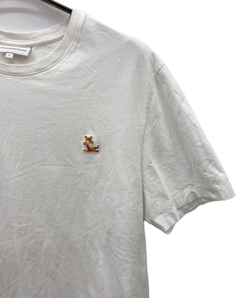 maison kitsune（メゾンキツネ）MAISON KITSUNE (メゾンキツネ) CHILLAX FOX PATCH REGULAR TEE ホワイト サイズ:Lの古着・服飾アイテム