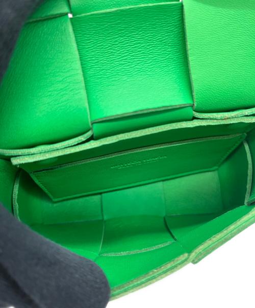 BOTTEGA VENETA（ボッテガベネタ）BOTTEGA VENETA (ボッテガベネタ) ショルダーポーチ グリーンの古着・服飾アイテム