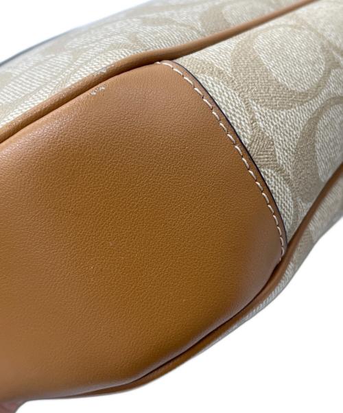 COACH（コーチ）COACH (コーチ) ショルダーバッグ ベージュの古着・服飾アイテム