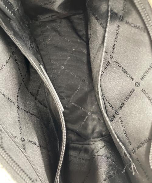 MICHAEL KORS（マイケル・コース）MICHAEL KORS (マイケル・コース) MICHAEL KORS　バッグ グレー×ブラックの古着・服飾アイテム