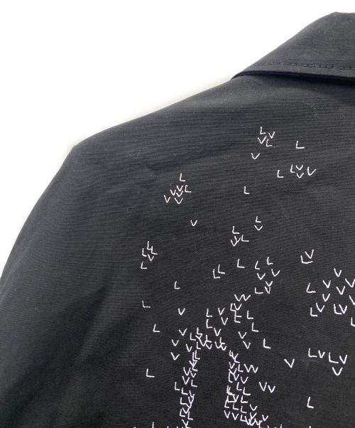 LOUIS VUITTON（ルイ ヴィトン）LOUIS VUITTON (ルイ ヴィトン) LVスプレッドテクニカルオーバーシャツ ブラック サイズ:48の古着・服飾アイテム