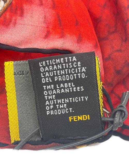 FENDI（フェンディ）FENDI (フェンディ) シルクスカーフ レッド 未使用品の古着・服飾アイテム