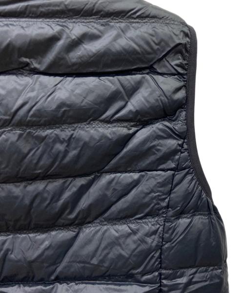 EA7（イーエーセブン）EA7 (イーエーセブン) ダウンベスト ブラック サイズ:Lの古着・服飾アイテム