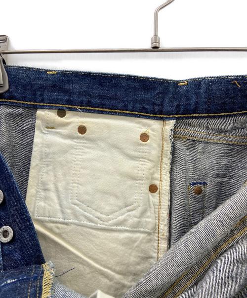 LEVI'S（リーバイス）LEVI'S (リーバイス) 復刻90’s702BIGEデニムパンツ インディゴ サイズ:W31L36の古着・服飾アイテム