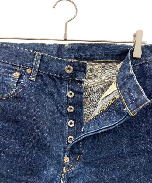 LEVI'S（リーバイス）LEVI'S (リーバイス) 復刻90’s702BIGEデニムパンツ インディゴ サイズ:W31L36の古着・服飾アイテム