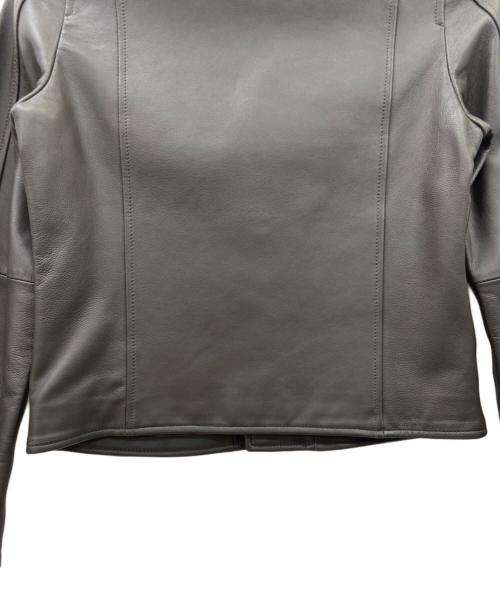 a day in the life（ア デイ イン ザ ライフ）a day in the life (ア デイ イン ザ ライフ) A DAY IN THE LIFE　ラムレザージャケット グレー サイズ:36の古着・服飾アイテム