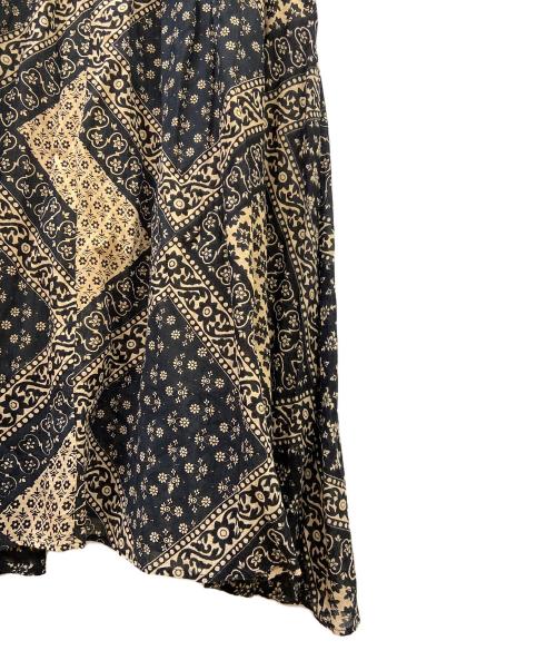 sara mallika（サラマリカ）sara mallika (サラマリカ) 長袖ワンピース ブラック×ベージュ サイズ:FREEの古着・服飾アイテム