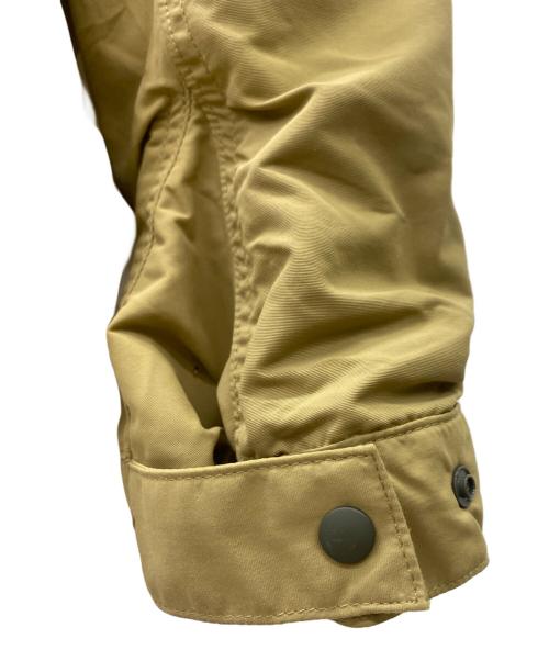 Patagonia（パタゴニア）Patagonia (パタゴニア) マウンテンパーカー カーキ×グリーン サイズ:XLの古着・服飾アイテム