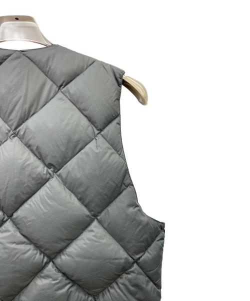 JOURNAL STANDARD（ジャーナルスタンダード）JOURNAL STANDARD (ジャーナルスタンダード) RockyMountainFeatherBed (ロッキーマウンテンフェザーベッド) ダウンベスト グレー サイズ:38の古着・服飾アイテム