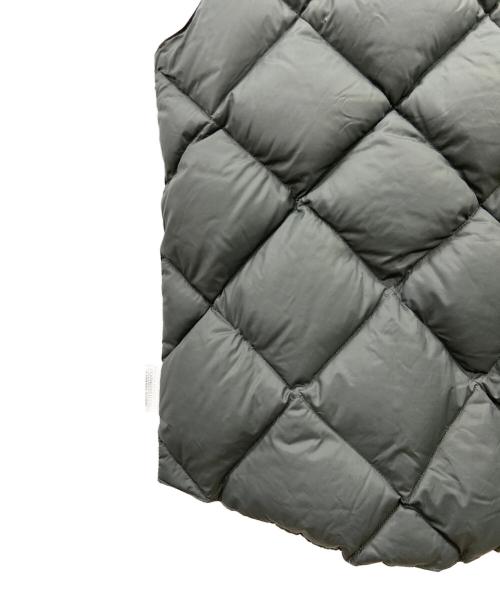 JOURNAL STANDARD（ジャーナルスタンダード）JOURNAL STANDARD (ジャーナルスタンダード) RockyMountainFeatherBed (ロッキーマウンテンフェザーベッド) ダウンベスト グレー サイズ:38の古着・服飾アイテム