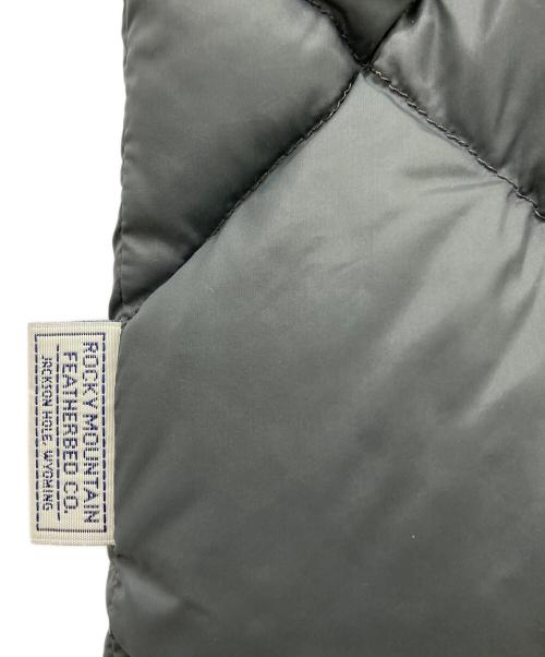 JOURNAL STANDARD（ジャーナルスタンダード）JOURNAL STANDARD (ジャーナルスタンダード) RockyMountainFeatherBed (ロッキーマウンテンフェザーベッド) ダウンベスト グレー サイズ:38の古着・服飾アイテム