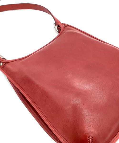 COACH（コーチ）COACH (オールドコーチ) オールドコーチショルダーバッグ レッドの古着・服飾アイテム