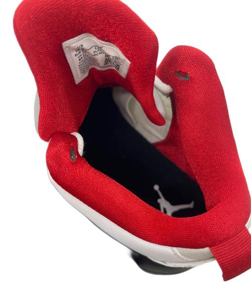 NIKE（ナイキ）NIKE (ナイキ) ハイカットスニーカー ホワイト×レッド サイズ:27.5の古着・服飾アイテム