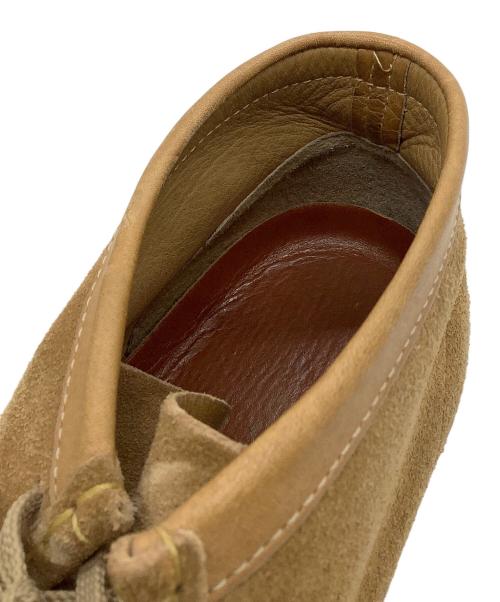 CLARKS（クラークス）CLARKS (クラークス) ワラビーシューズ ブラウン サイズ:10Wの古着・服飾アイテム