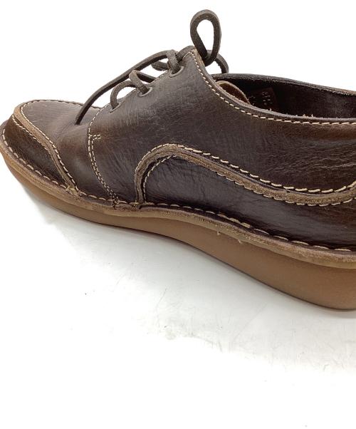 CLARKS（クラークス）CLARKS (クラークス) レザーシューズ ブラウン サイズ:UK7 1/2の古着・服飾アイテム