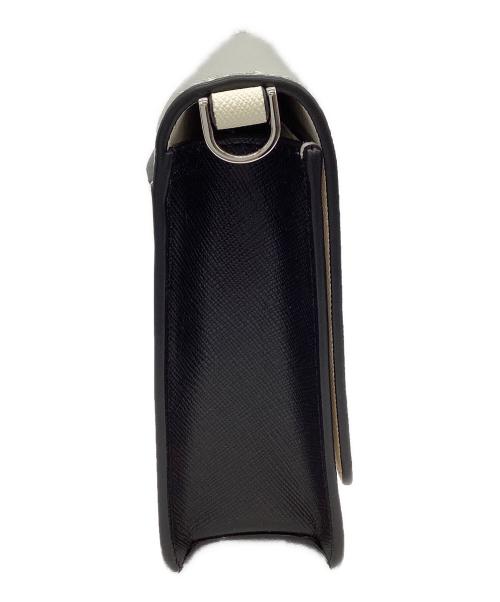 Kate Spade（ケイトスペード）Kate Spade (ケイトスペード) マディソンカラーブロックフラップコンバーチブルクロスボディ グレー×アイボリーの古着・服飾アイテム