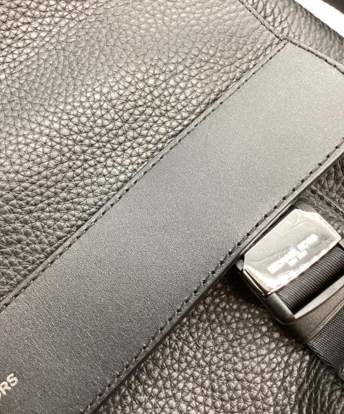 MICHAEL KORS（マイケル・コース）MICHAEL KORS (マイケル・コース) MICHAEL KORS　メッセンジャーバッグの古着・服飾アイテム