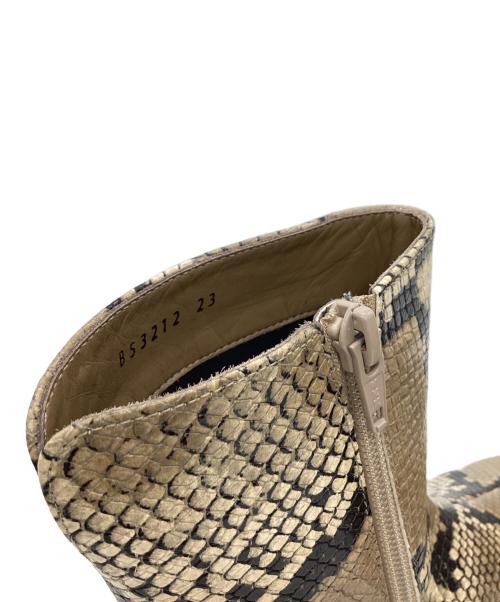 Odette e Odile（オデットエオディール）Odette e Odile (オデットエオディール) Odette e Odile　センターシームソフトショートブーツ ベージュ×ブラック サイズ:23cmの古着・服飾アイテム