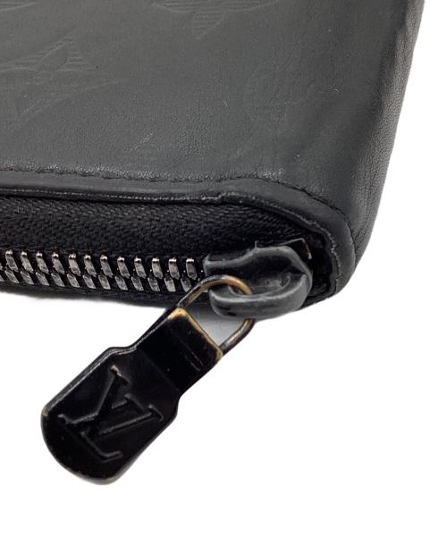 LOUIS VUITTON（ルイ ヴィトン）LOUIS VUITTON (ルイ ヴィトン) ジッピーウォレット・ヴェルティカル 長財布 モノグラム・シャドウ ブラックの古着・服飾アイテム