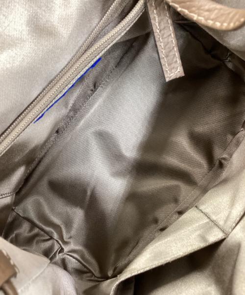 BLUE LABEL CRESTBRIDGE（ブルーレーベルクレストブリッジ）BLUE LABEL CRESTBRIDGE (ブルーレーベルクレストブリッジ) BLUE LABEL CRESTBRIDGE　リュックの古着・服飾アイテム