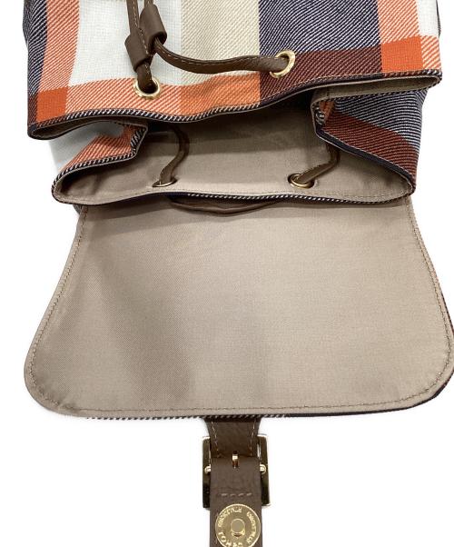 BLUE LABEL CRESTBRIDGE（ブルーレーベルクレストブリッジ）BLUE LABEL CRESTBRIDGE (ブルーレーベルクレストブリッジ) BLUE LABEL CRESTBRIDGE　リュックの古着・服飾アイテム