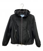 PRADAプラダ）の古着「トライアングルロゴナイロンジャケット」｜ネイビー