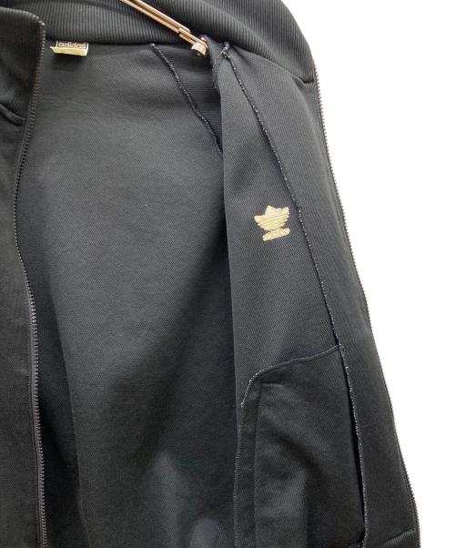 adidas（アディダス）adidas (アディダス) トラックジャケット ブラック×ゴールド サイズ:90-4の古着・服飾アイテム