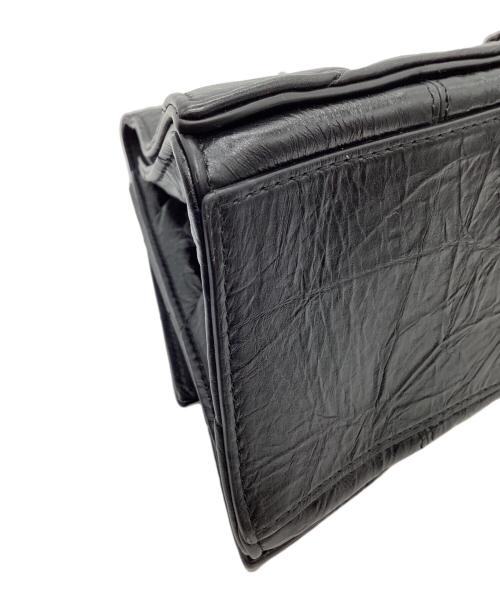 BALENCIAGA（バレンシアガ）BALENCIAGA (バレンシアガ) BALENCIAGA　Crush Chain Bag　キルト仕上げスモールチェーンショルダーバッグ ブラックの古着・服飾アイテム