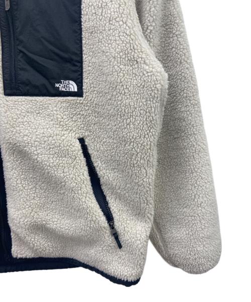 THE NORTH FACE（ザ ノース フェイス）THE NORTH FACE (ザ ノース フェイス) THE NORTH FACE　リバーシブルエクストリームパイルフリースジャケット アイボリー×ブラック サイズ:Mの古着・服飾アイテム